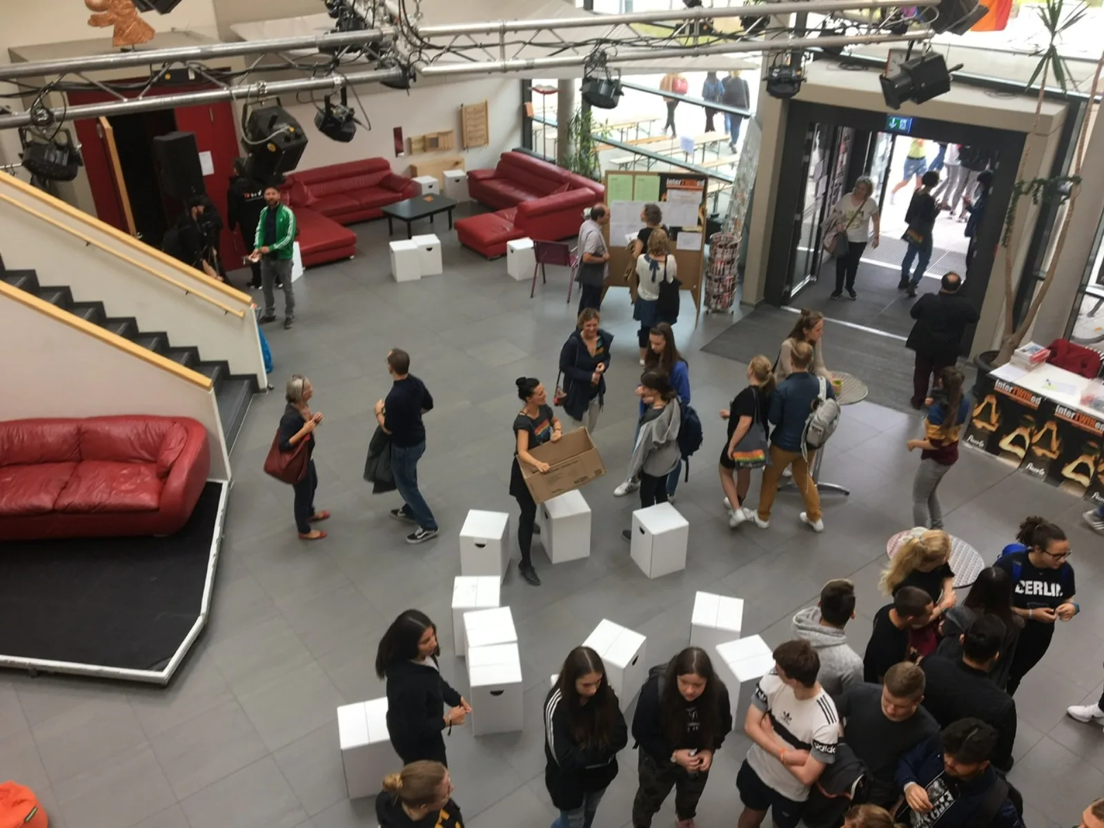 Theater-AG – im Foyer