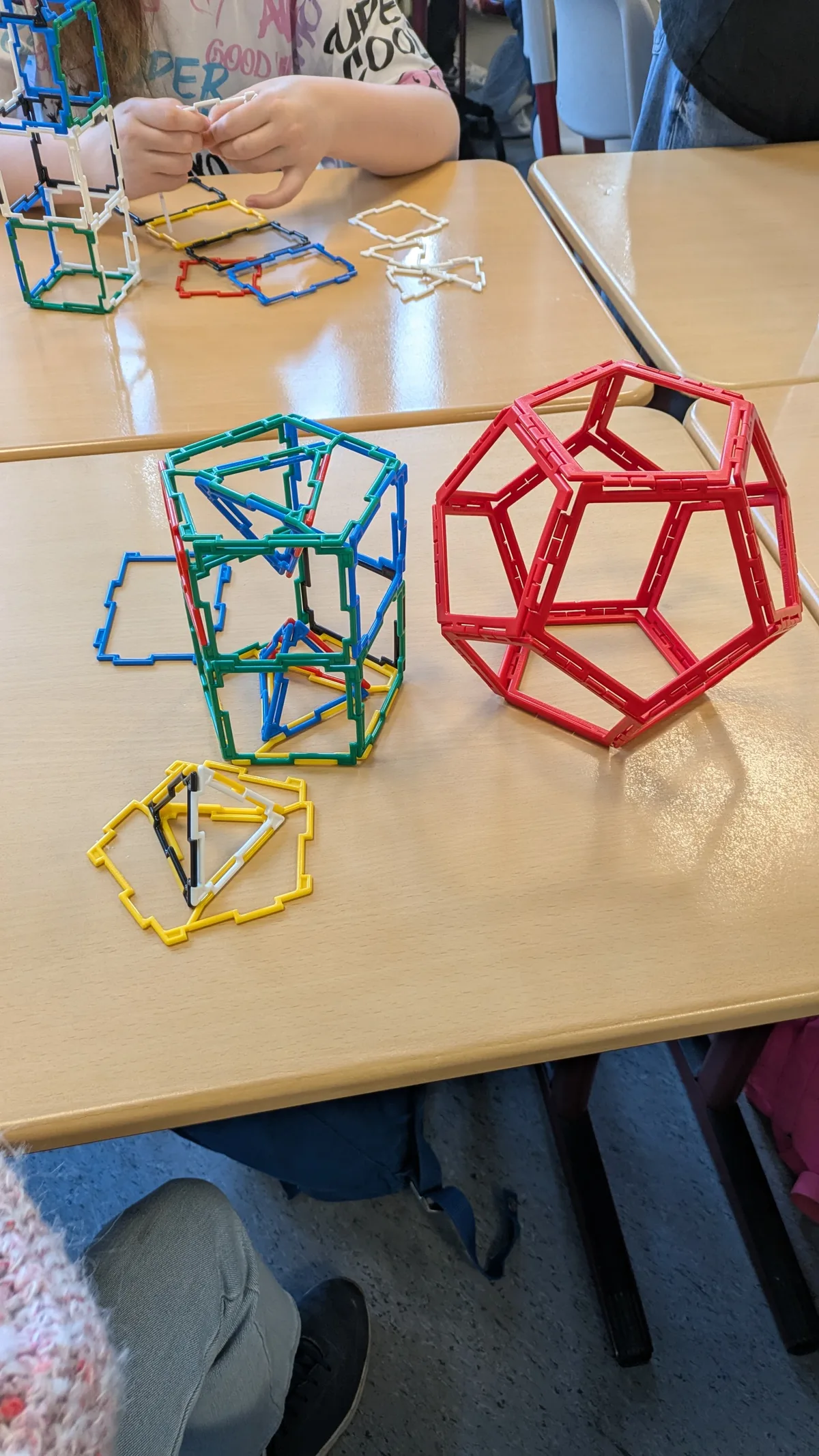 Geometrie zum Anfassen: gestecktes Dodekaeder
